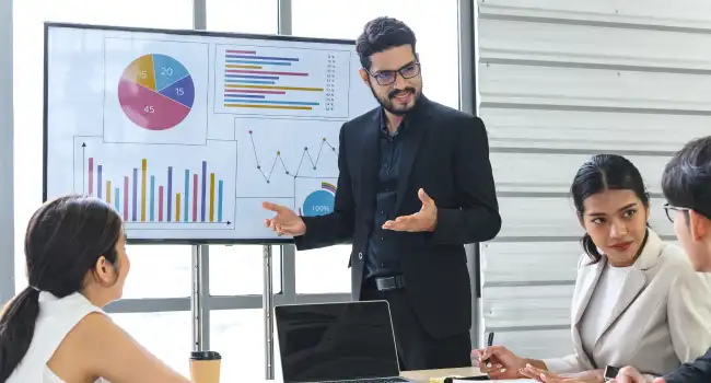 Bachillerato en Administración de Empresas Presencial_1_Descripción del programa_650 x 350_1